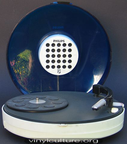 philips_ufo_blau_4.jpg