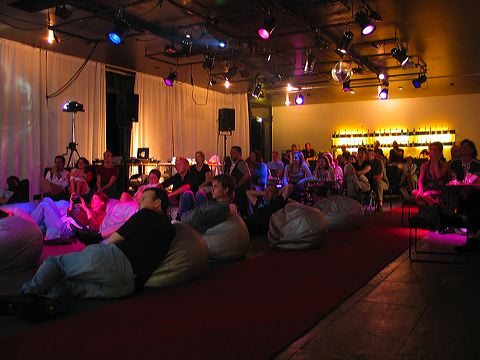 stereo_action_club_2_2491a2.jpg